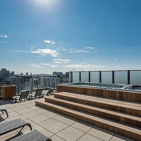 Vibrant 2Br In Old Montreal By Sonder Apartment Ngoại thất bức ảnh